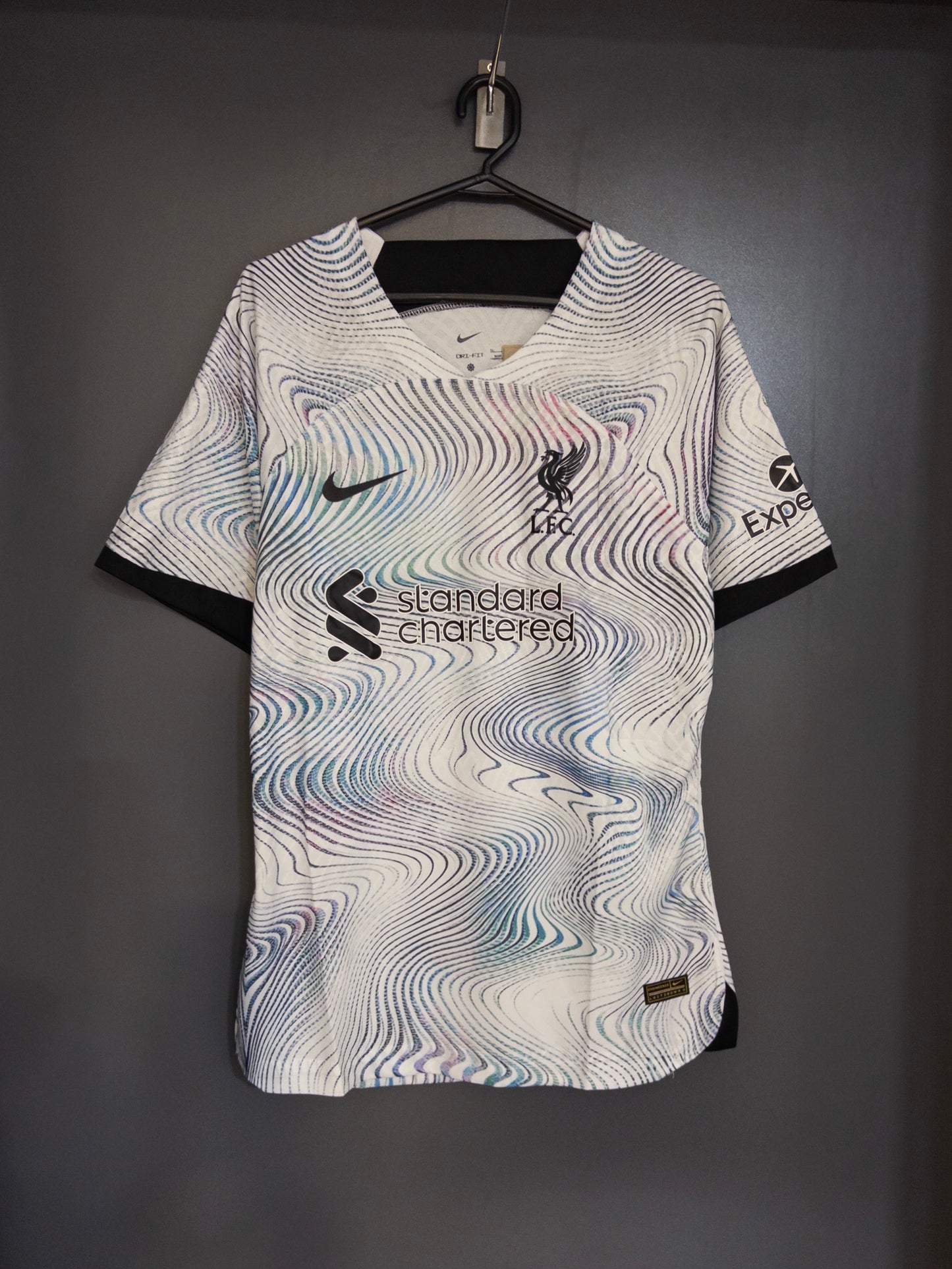 LIVERPOOL VISITANTE 22/23 PLAYER