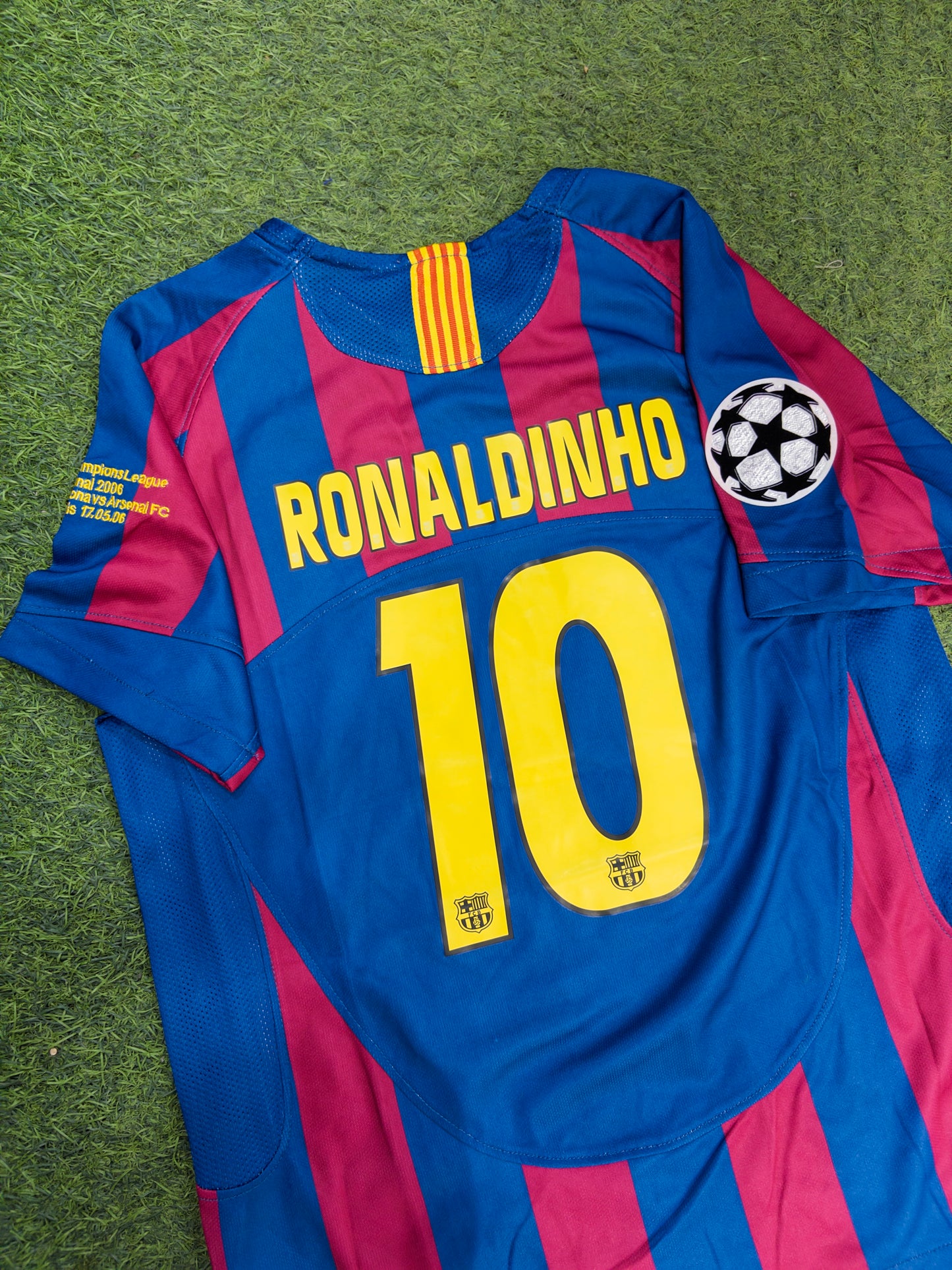 BARCELONA FINAL 2005 NIÑO