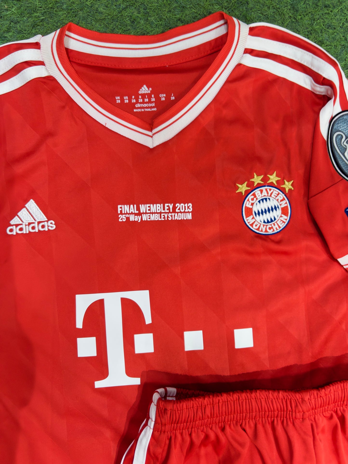 BAYERN MUNICH FINAL 2013 NIÑO