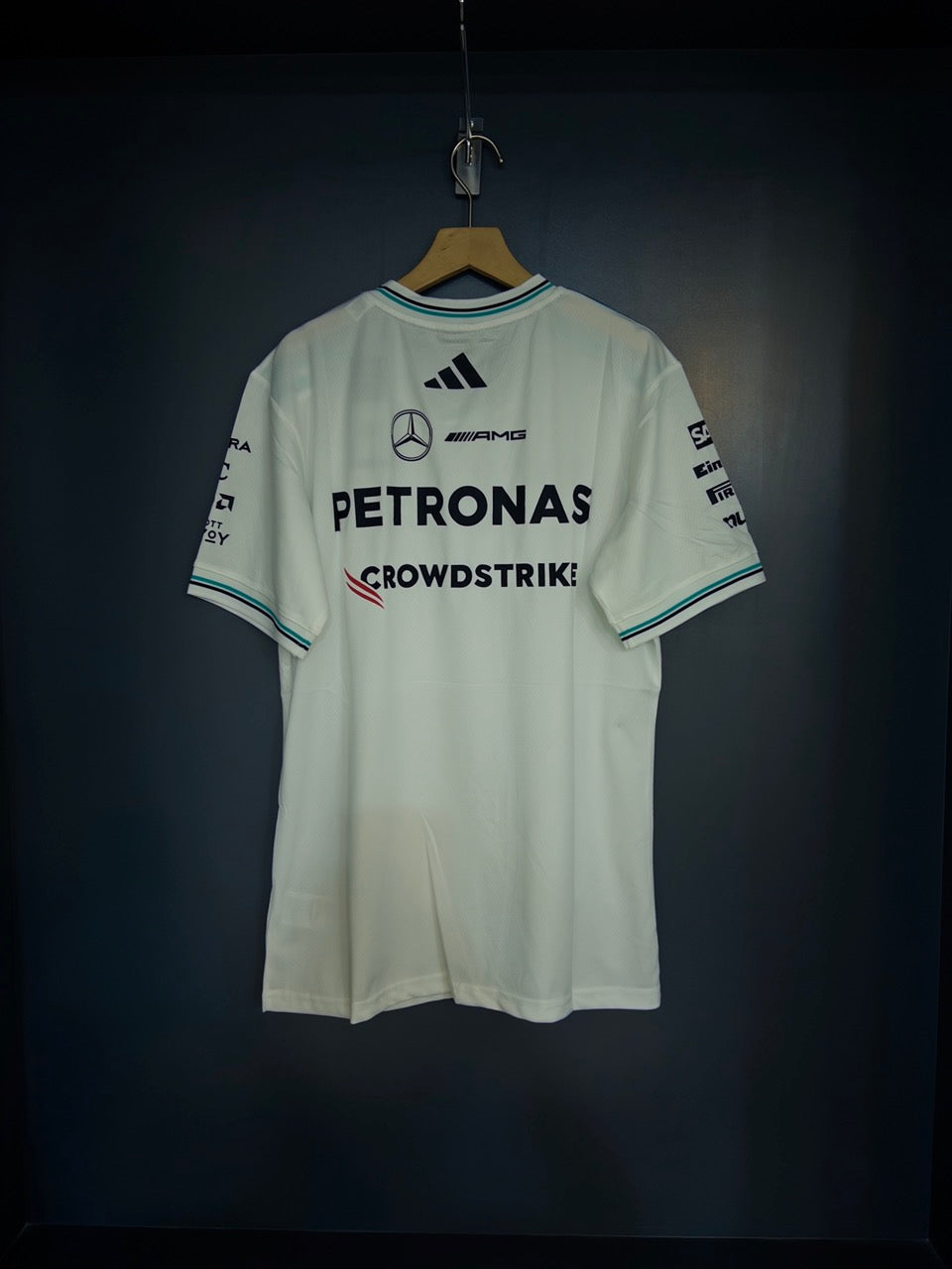 FRANELA MERCEDES BLANCA