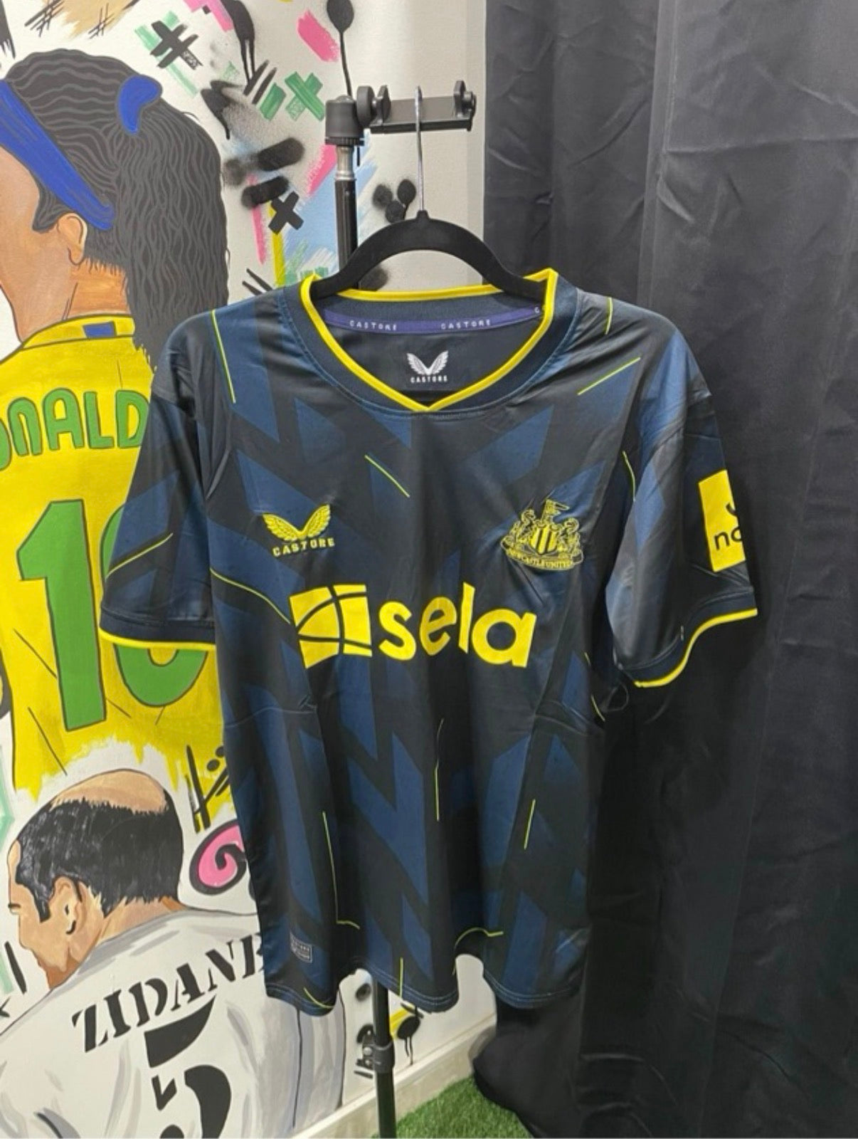 NEWCASTLE VISITANTE 23/24