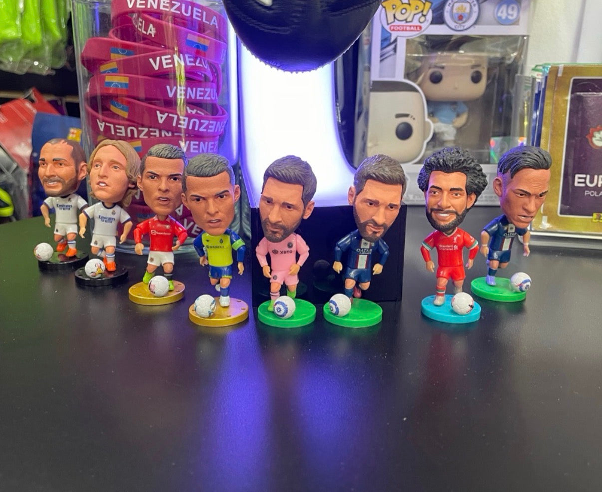FIGURAS PEQUEÑAS