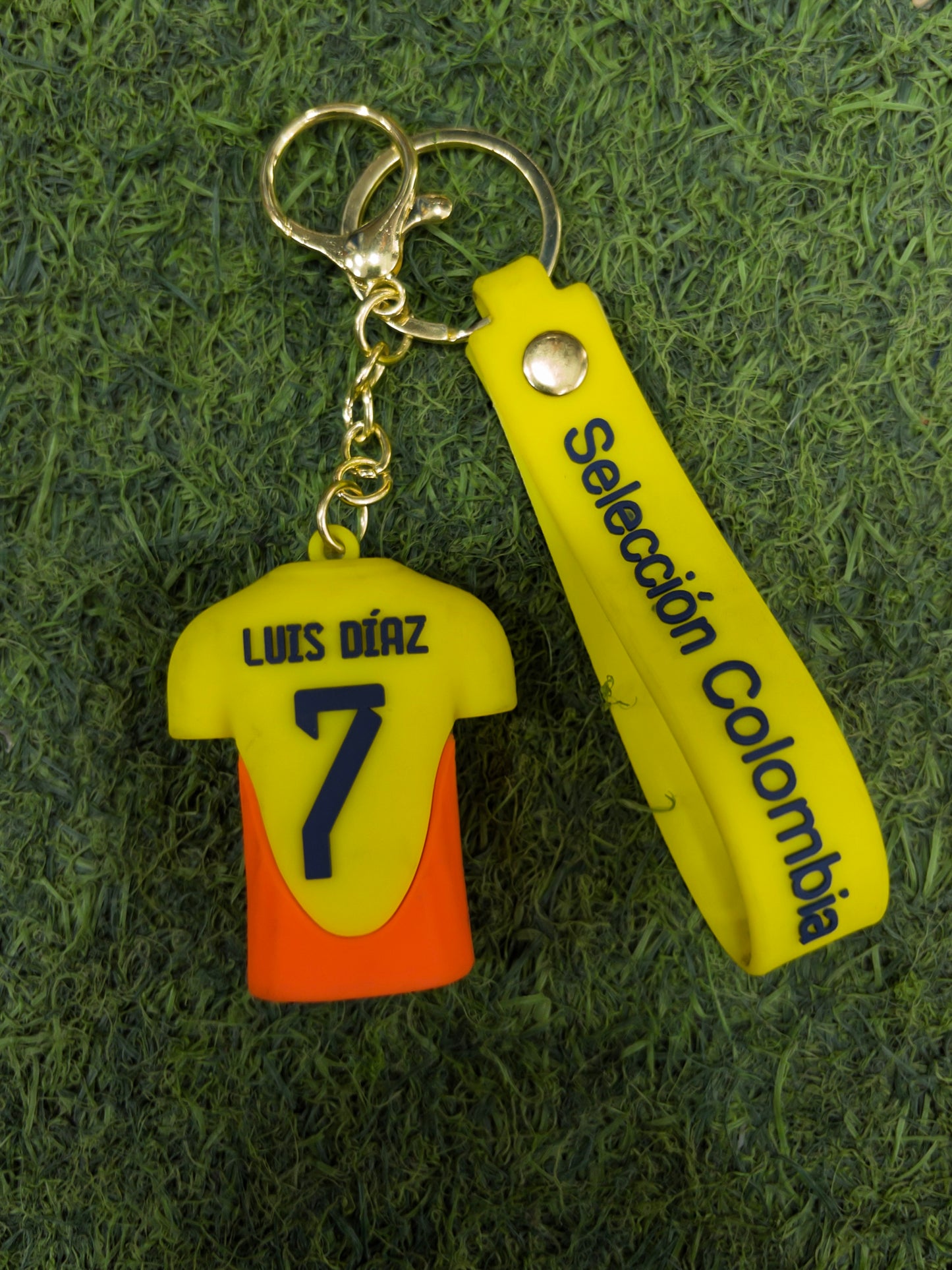 LLAVEROS FRANELAS EQUIPOS