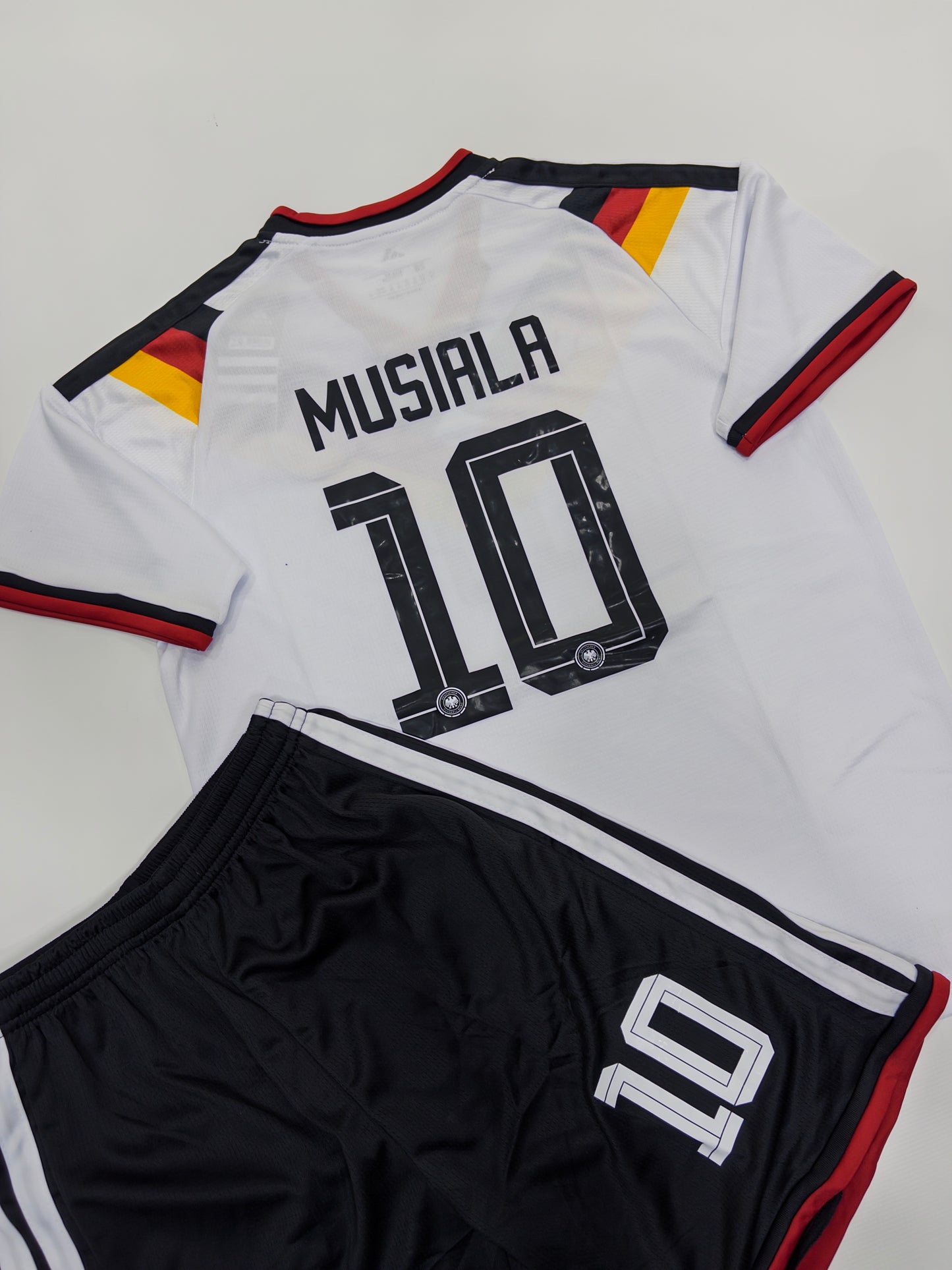 CONJUNTO ALEMANIA LOCAL 2026