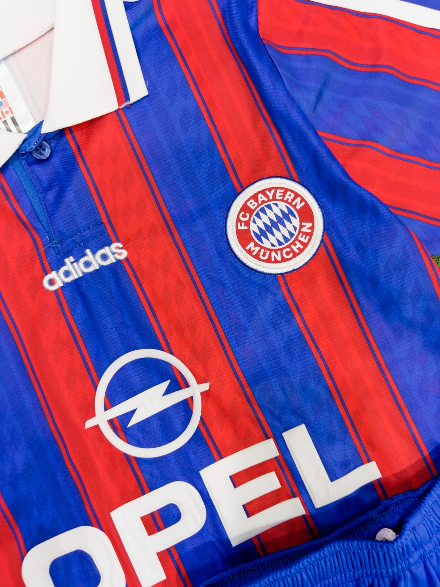 BAYERN MUNICH 96/97 NIÑO