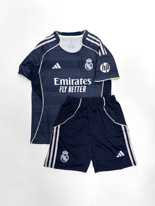 CONJUNTO REAL MADRID VISITANTE 2026
