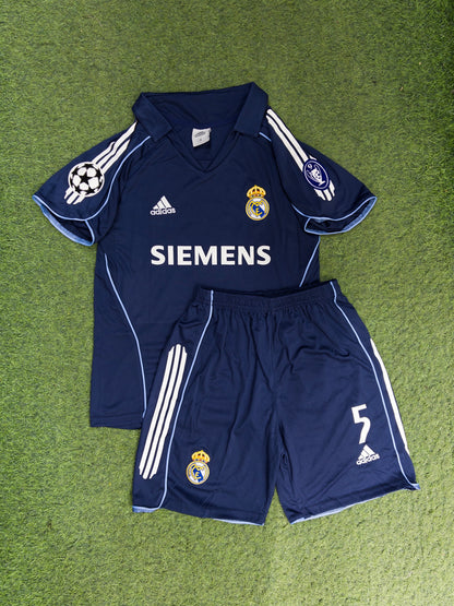 REAL MADRID VISITANTE 05/06 NIÑO