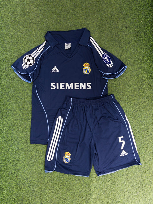 REAL MADRID VISITANTE 05/06 NIÑO
