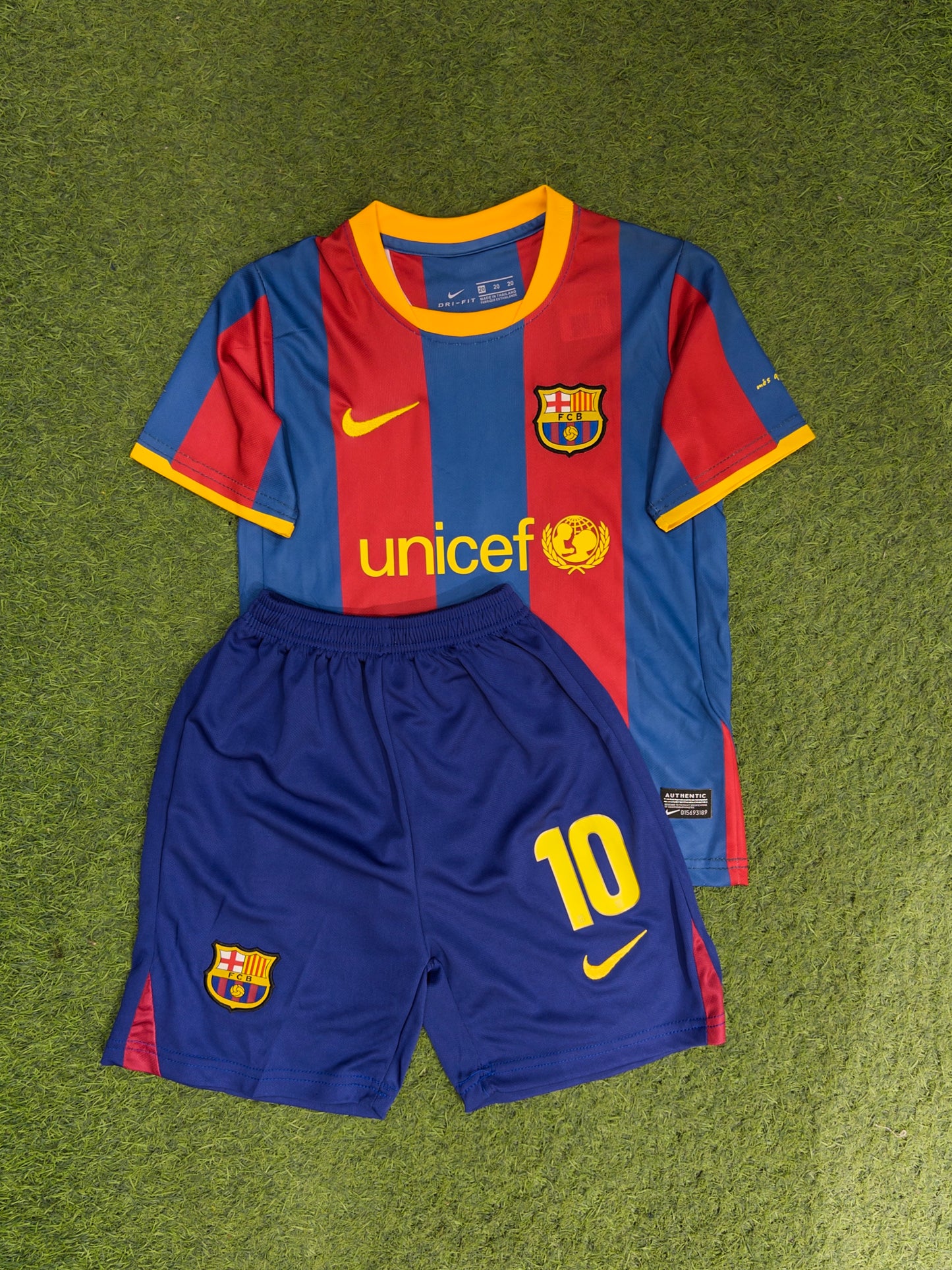 BARCELONA 10/11 NIÑO