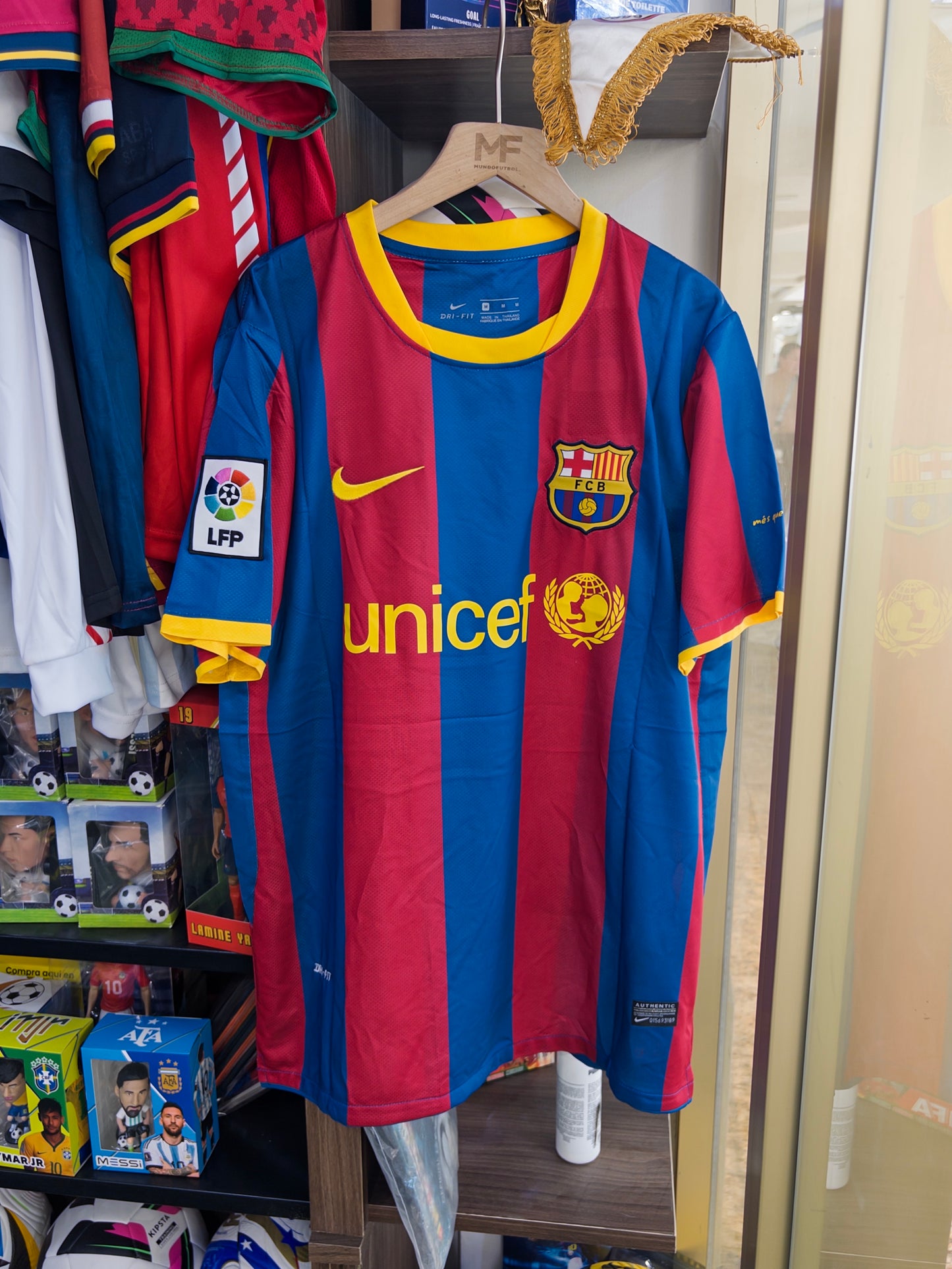 BARCELONA 10/11
