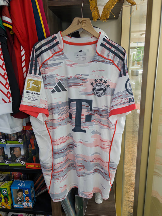 BAYERN VISITANTE 25/26