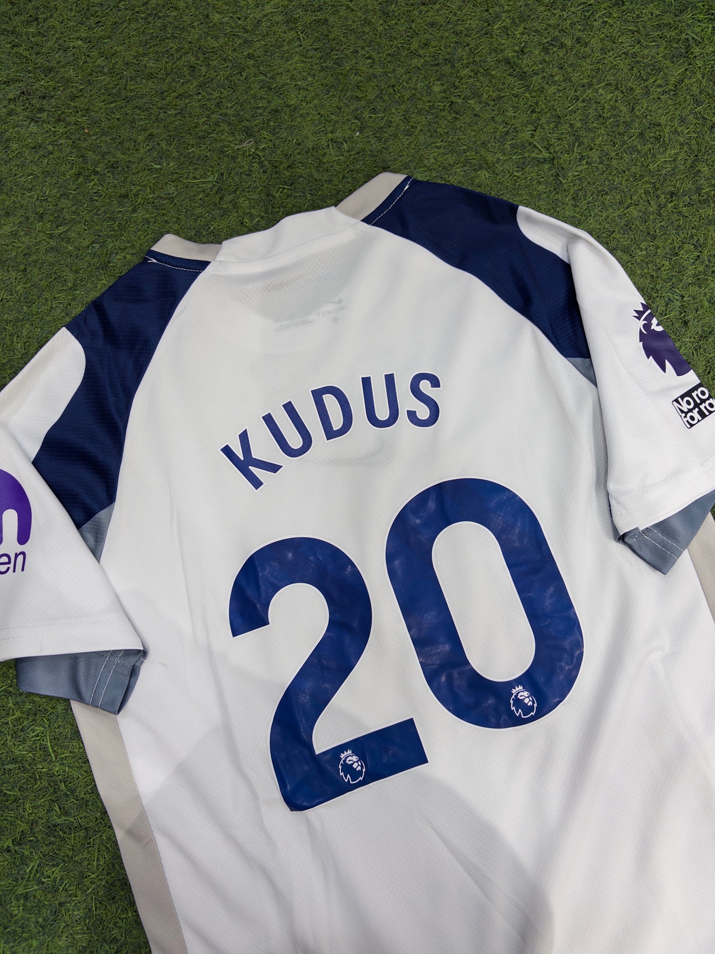 TOTTENHAM 25/26 NIÑO