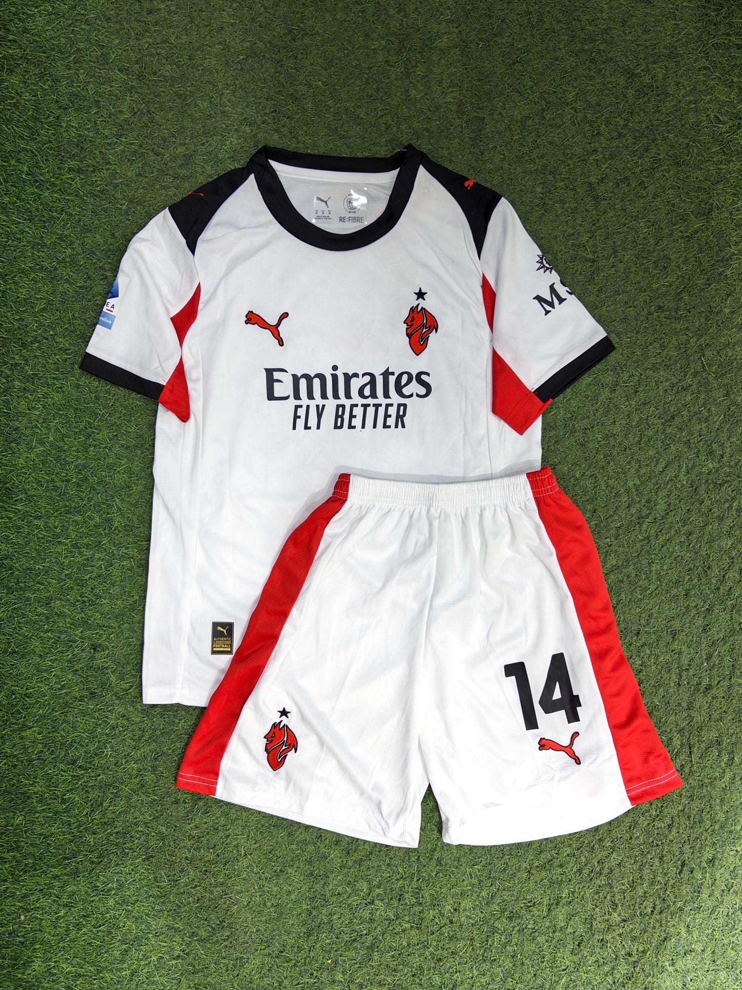 AC MILAN VISITANTE 25/26 NIÑO