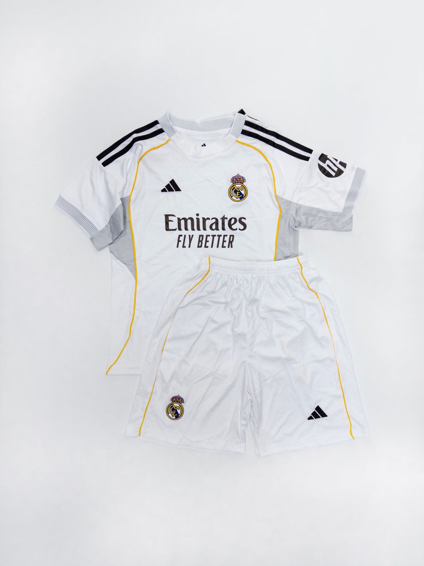 CONJUNTO REAL MADRID LOCAL 25/26