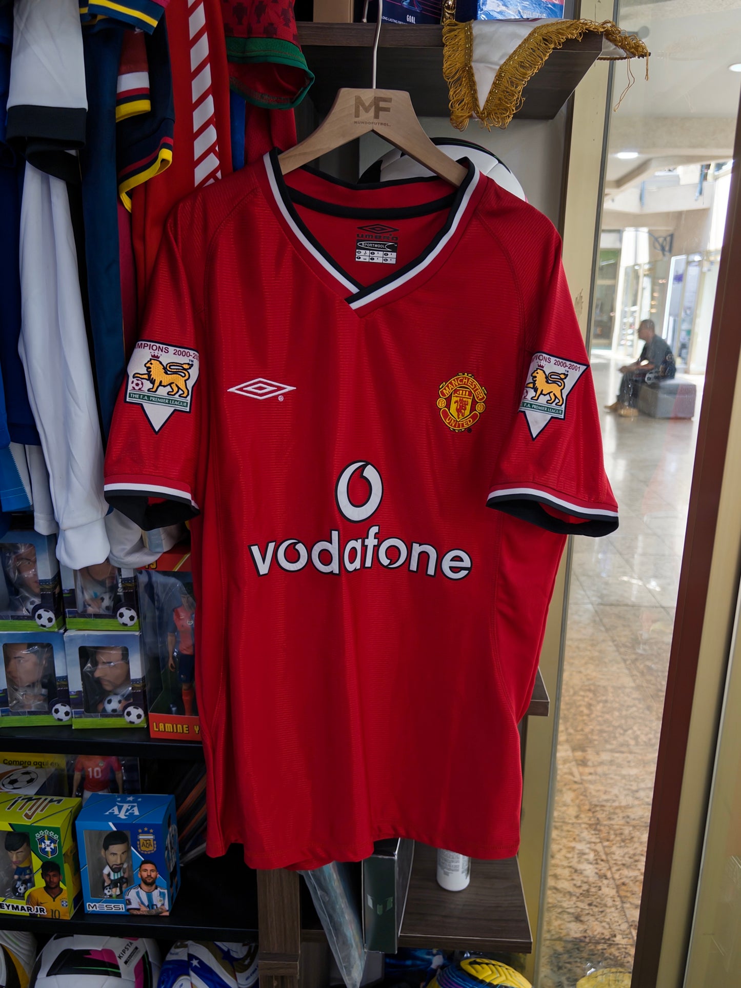 MANCHESTER UNITED 00/01