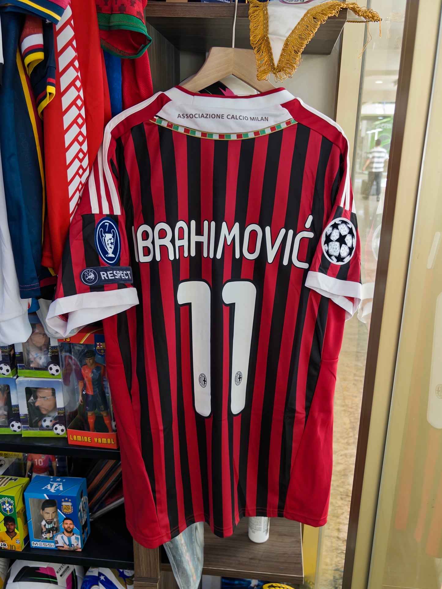 AC MILAN 11/12