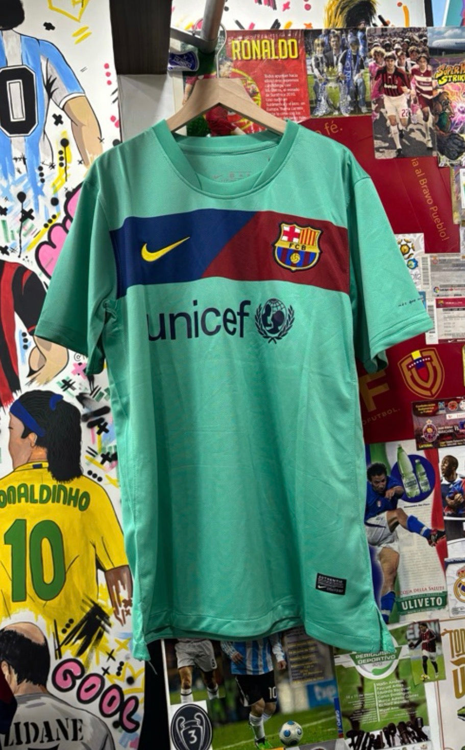 BARCELONA VISITANTE 10/11