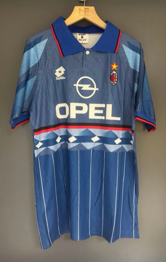 AC MILAN CUARTA 95/96