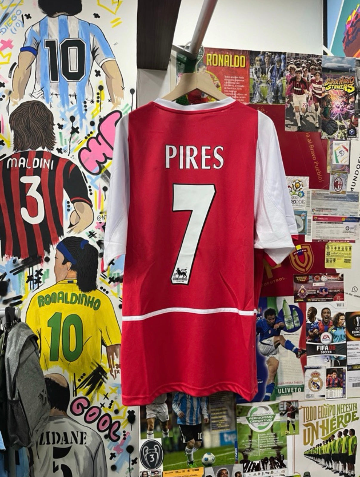 ARSENAL 2004 PIRES