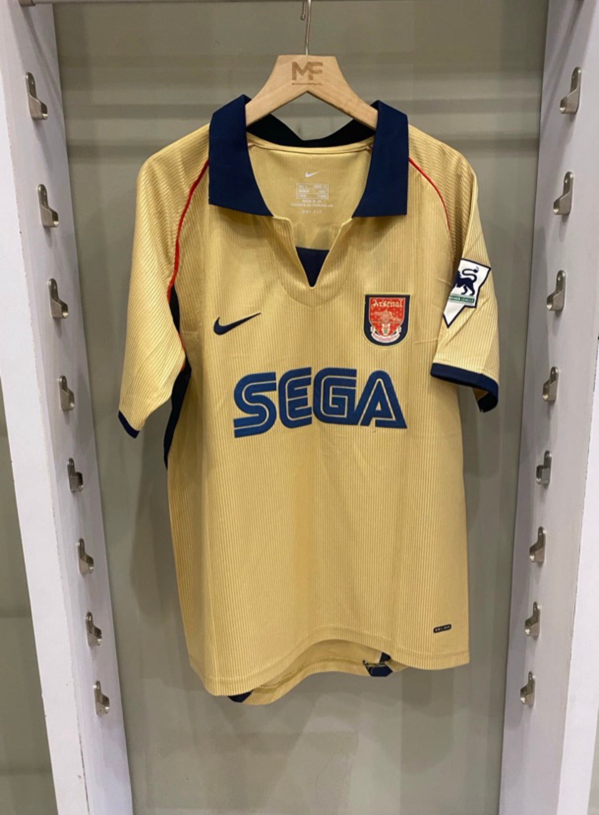 ARSENAL 2002 HENRY