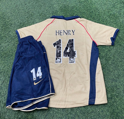 ARSENAL 2002 NIÑO HENRY